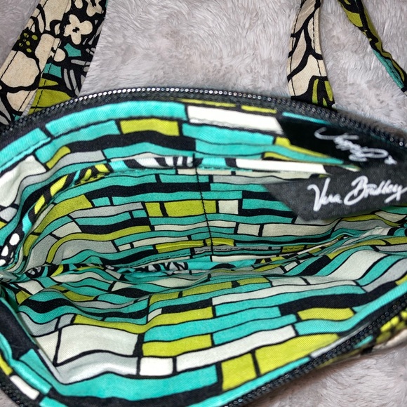 Vera Bradley Lizzy Island Bloom Crossbody - Picture 4 of 5